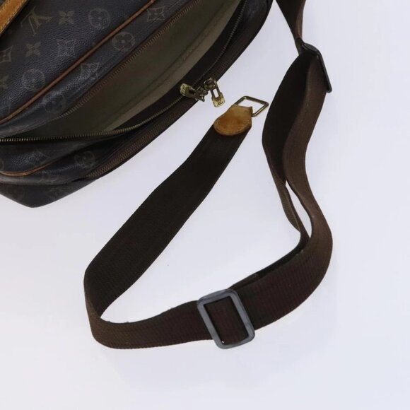 LOUIS VUITTON Monogram Reporter GM Shoulder Bag - Picture 10 of 16